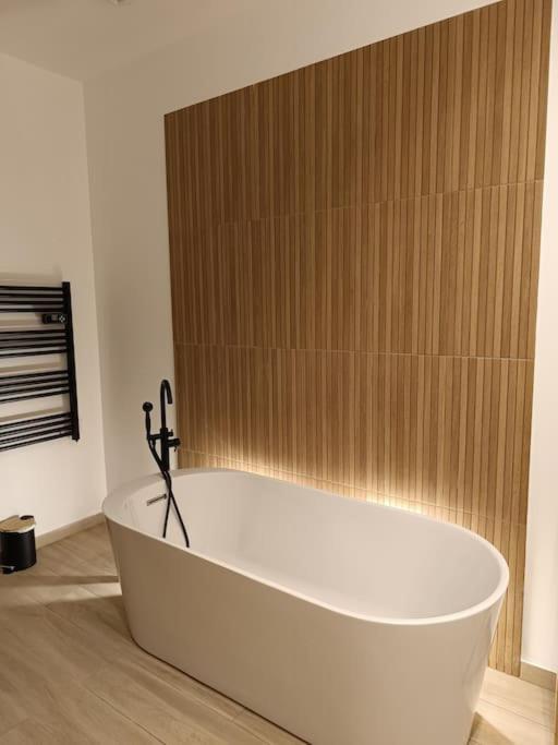 Cocon Haut De Gamme A Nevers Ngoại thất bức ảnh